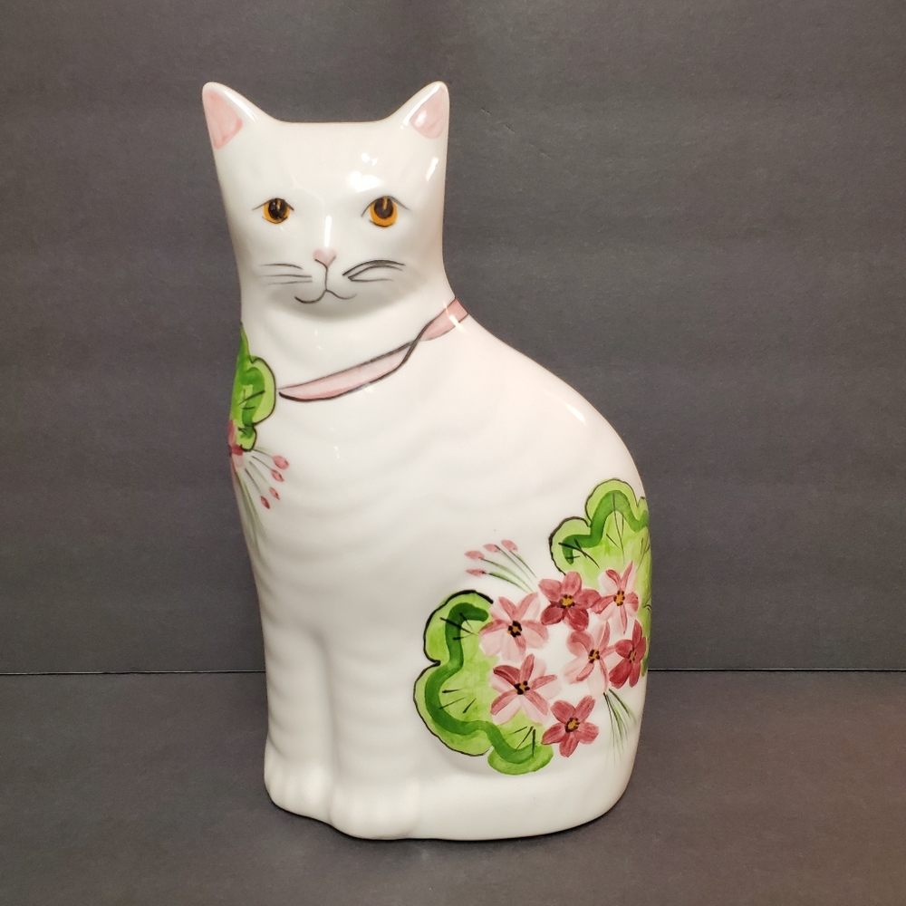 NS Gustin Handpainted Cat
